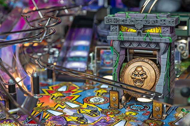 King Kong LE Pinball Machine – Myth of Terror Island - Image 22