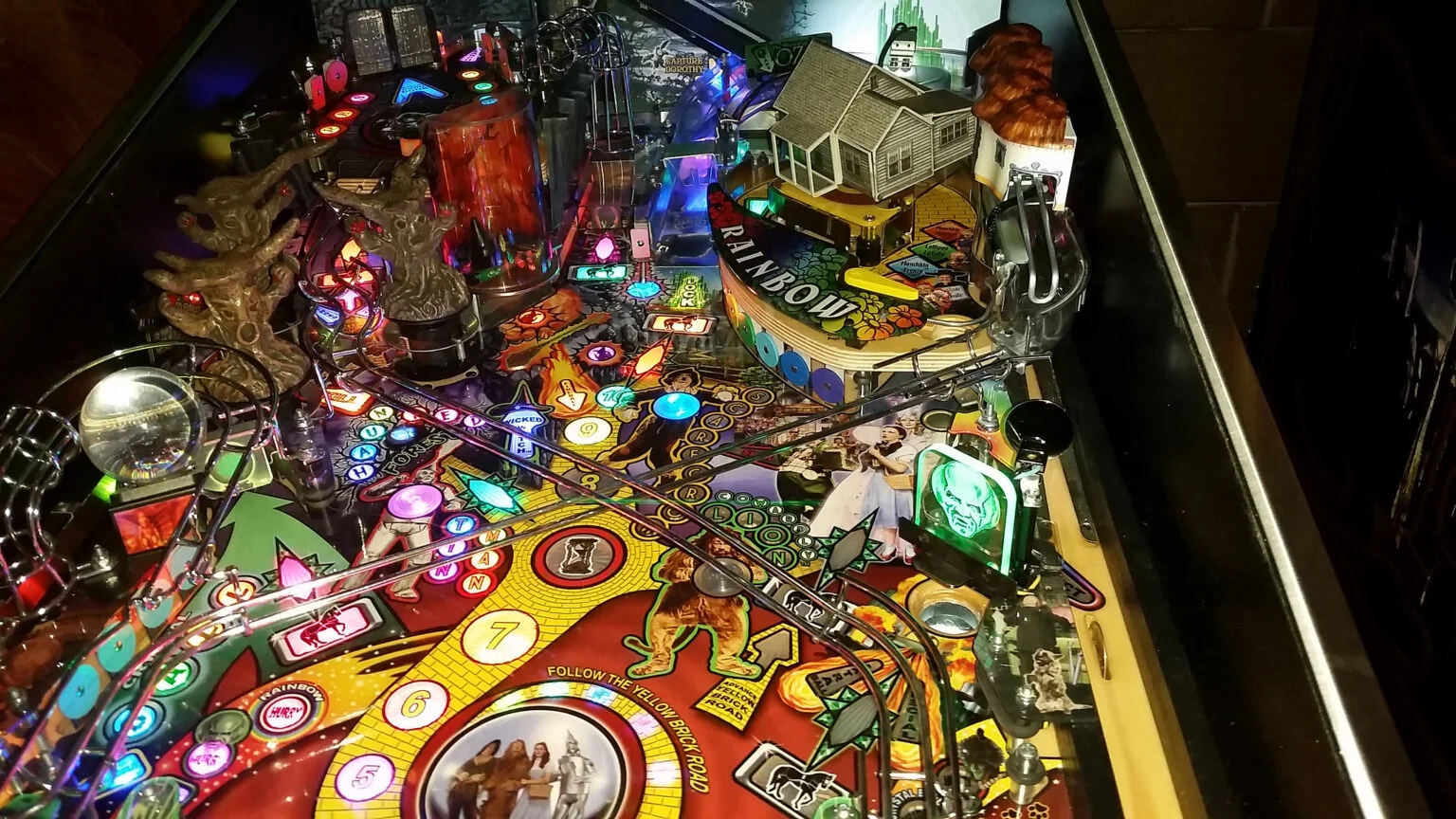 Wizard of Oz Standard Edition Pinball Machine by Jersey Jack - Image 4